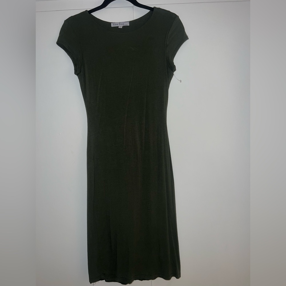 Velvet Torch Green Sheath Midi Dress